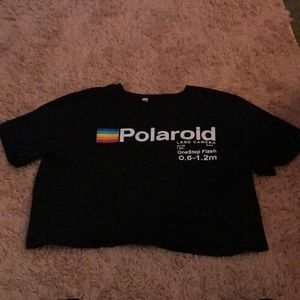 Cropped polarized black shirt